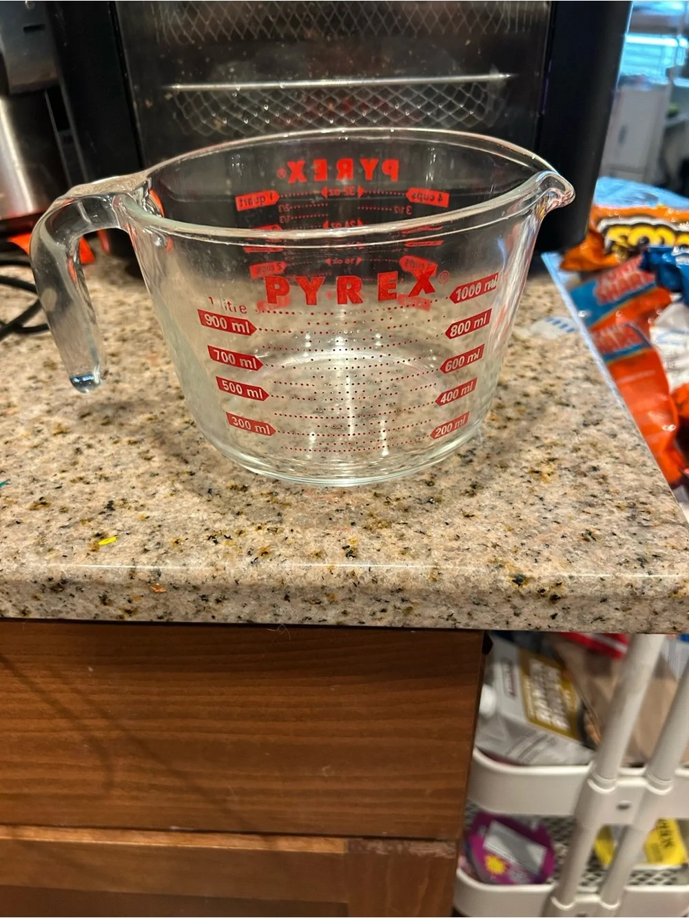 Vintage PYREX 4-Cup 1-Quart 1 Liter Red Lettering Glass Measuring Cup USA 532